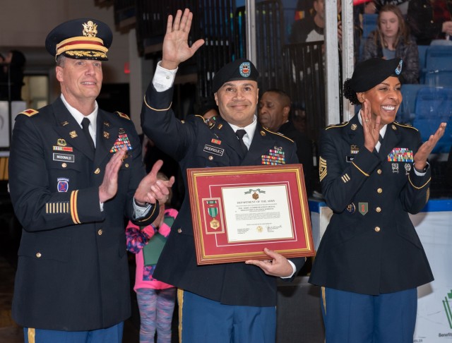 Soldier helps others visualize future, wins award