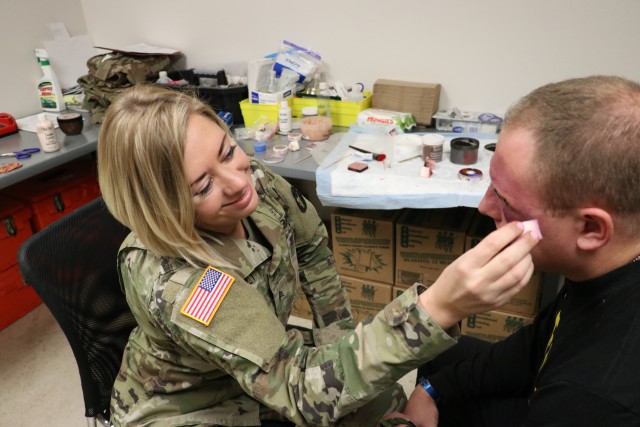 Iowa National Guard uses moulage for realistic medical training