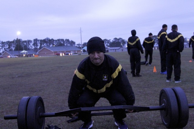 HSC leaders familiarize Soldiers with ACFT