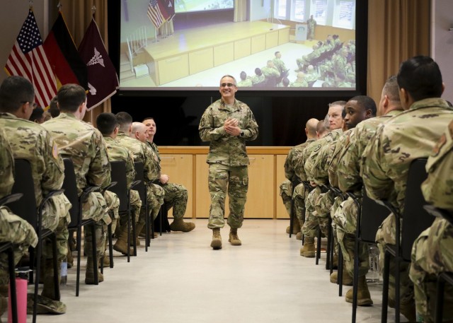 SEAC visits enlisted at LRMC | Article | The United States Army