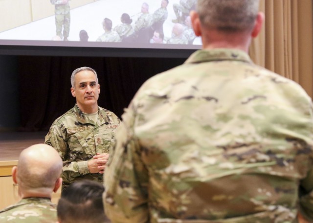 SEAC visits enlisted at LRMC