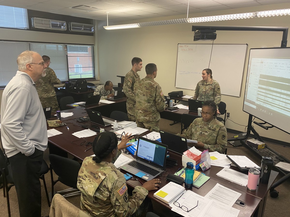 Joint Exercise Sharpens Contracting Skills 