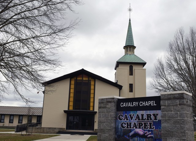 Fort Knox chaplains feed spirit and body in mid-week liturgical services