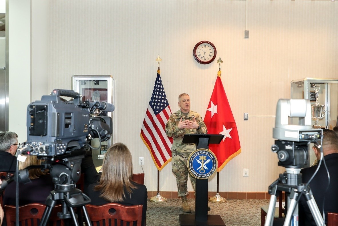 Inscom Virtual Town Hall Updates Command Focuses On Continuity Article The United States Army