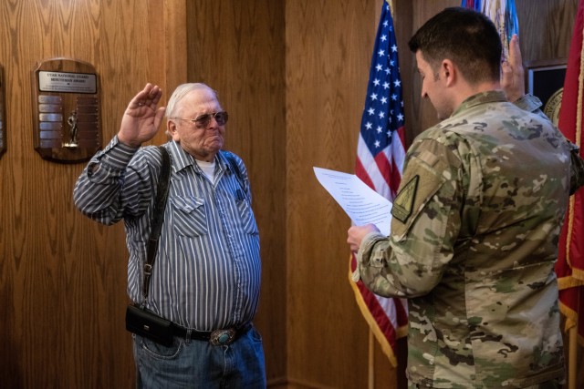 At the age of 79, David Jager is likely the oldest enlistment in Utah National Guard history.
Jager’s military record states that his career began on May 6, 1963 in Salt Lake City, at the age of 28, but he didn’t actually swear-in until Feb. 20, 2020, almost 57 years later.