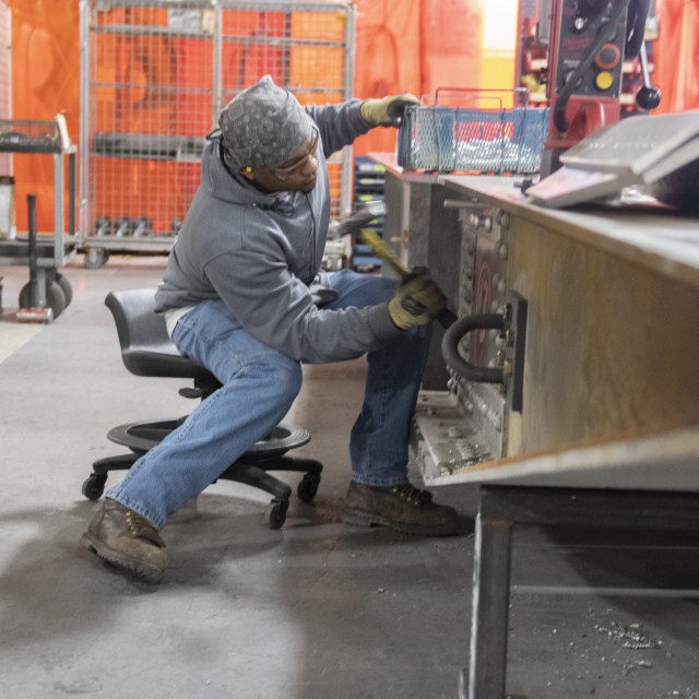 ANAD overhauling 95-ton bridges