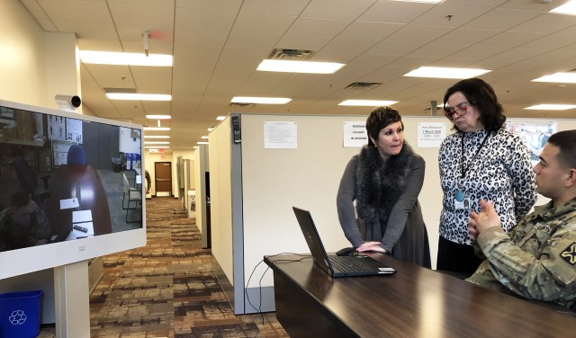 Guard linguists support COVID-19 response in Washington state