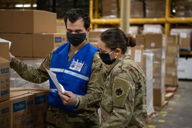Oklahoma Guard distributes medical supplies from stockpile