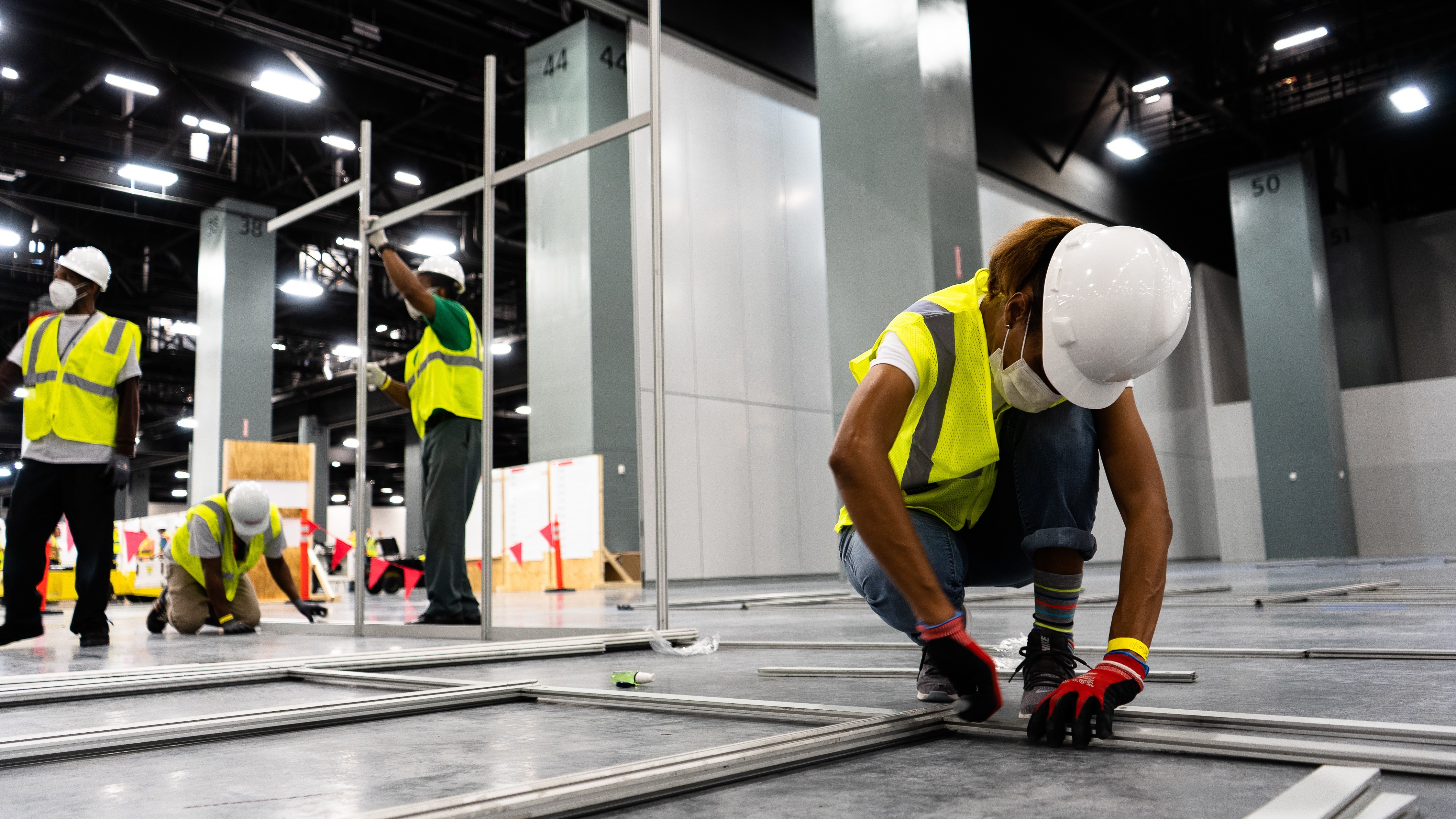 DVIDS - News - NFL Experience to COVID-19 Treatment Facility: Army Corps of  Engineers transforms Miami Beach Convention Center