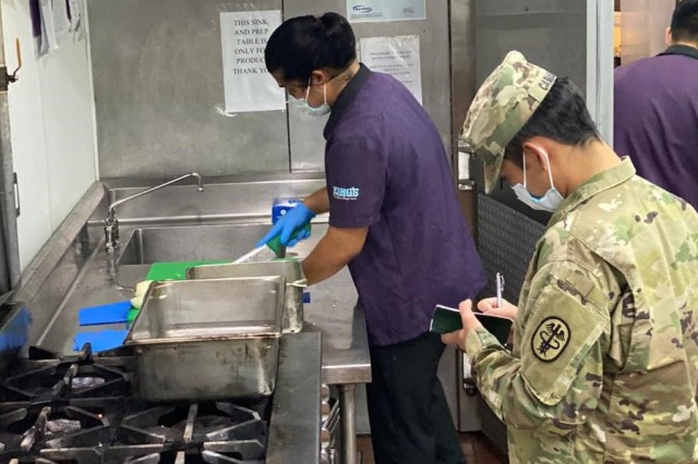 Pha Guam Food Safety Soldiers Help Keep Sailors Safe During Covid
