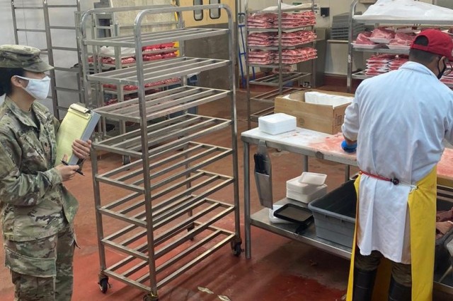 Pha Guam Food Safety Soldiers Help Keep Sailors Safe During Covid