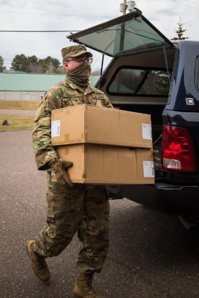 Michigan National Guard Soldiers helping first responders