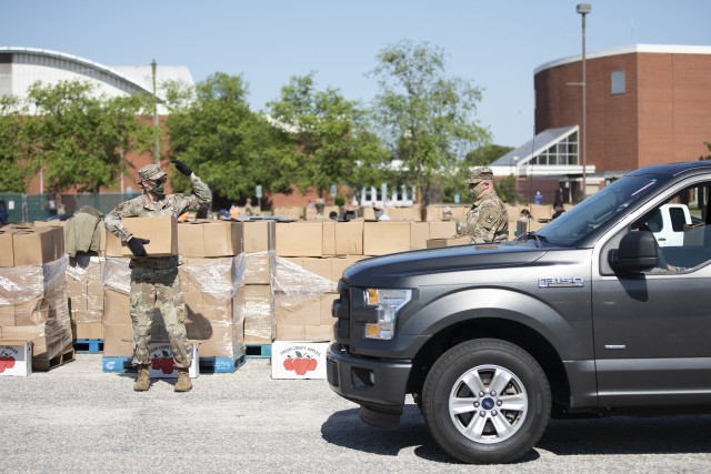 NC Guard helps distribute more than 30,000 pounds of food