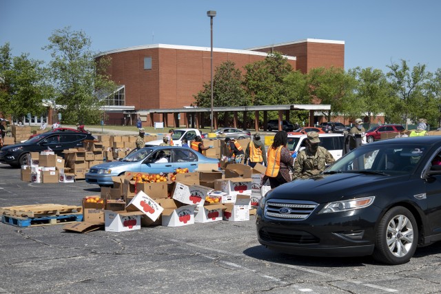 NC Guard helps distribute more than 30,000 pounds of food