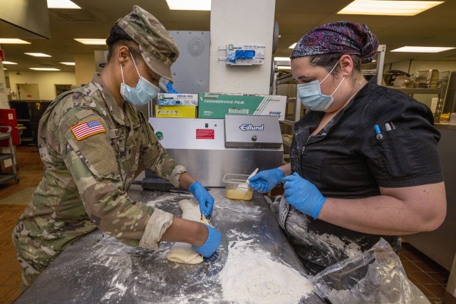 NJ National Guard makes a difference in the kitchen