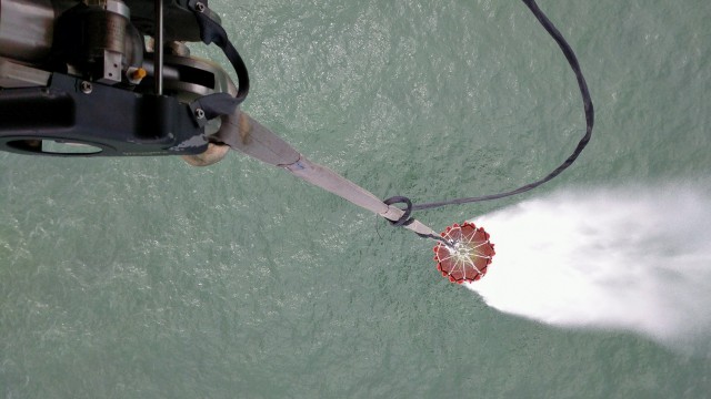 NY Army Guard helicopter crews conduct water bucket training