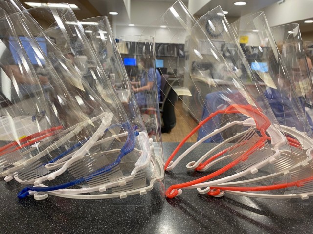 Soldiers&#39; volunteer 3D printing capabilities aid COVID-19 healthcare workers