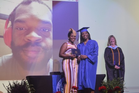 mom dress for high school graduation