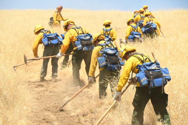 During COVID-19 crisis, Cal Guardsmen prepare for wildfires