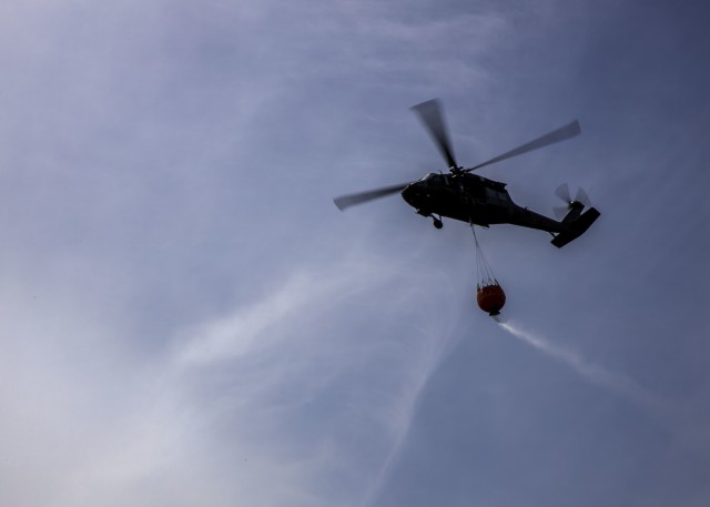 NY and Connecticut UH-60 crews conduct fire-bucket training