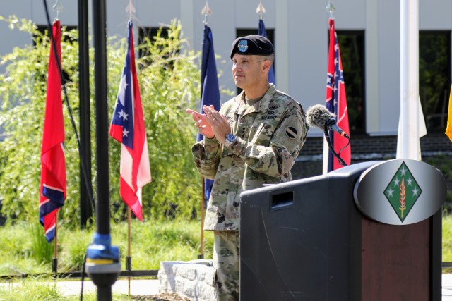 Munera takes command of Army’s sole EOD, CBRN integrated command