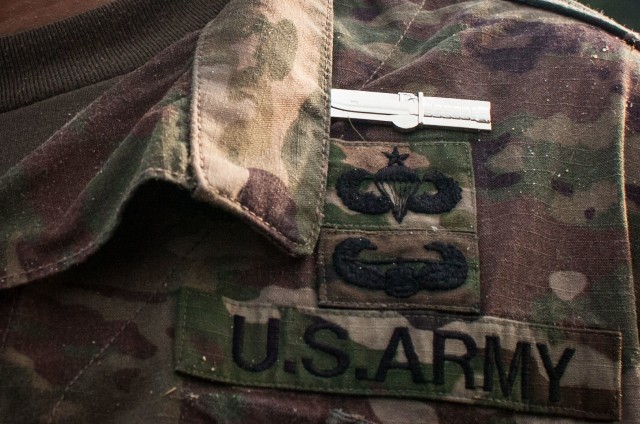 A paratrooper assigned to the 3rd Brigade Combat Team, 82nd Airborne Division wears his newly-earned Expert Soldier Badge after completing the grueling multi-day training and testing periods on Saturday, June 13, 2020.

After the train up and testing phases, 109 paratroopers pinned their Expert Infantryman Badges and 22 pinned their Expert Soldier Badges during a COVID-19-modified ceremony on Fort Bragg, marking the first time soldiers assigned to U.S. Army Forces Command earned the badge.