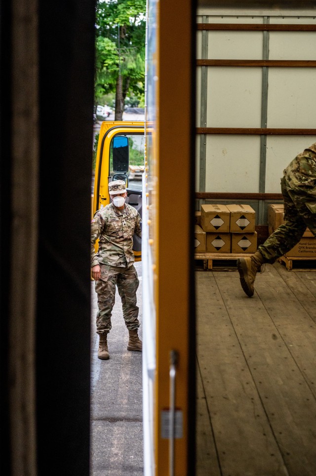 Oregon National Guard completes PPE mission