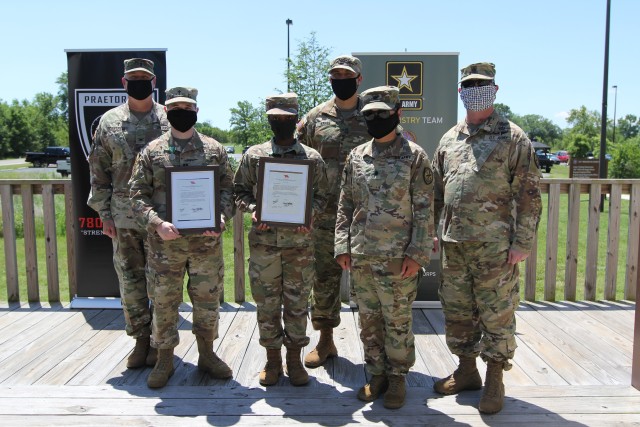 FORT GEORGE G. MEADE, Md. – (left to right) Chap. (Col.) Rick Cantrell, the U.S. Army Intelligence and Security Command (INSCOM) chaplain; Chap. (Capt.) Michael Cerula, the 781st Military Intelligence (MI) Battalion (Cyber) chaplain; Pfc. Nakoya...