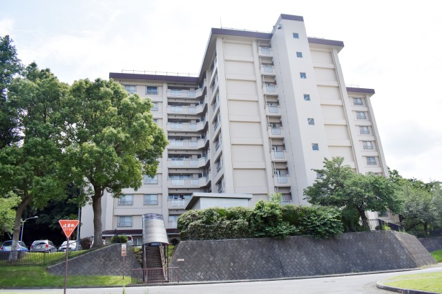 The Camp Zama, Japan, 743 High Rise received a 2019 “A-List Award” from CEL and Associates, Inc., an independent company hired to evaluate customer satisfaction with Army housing.