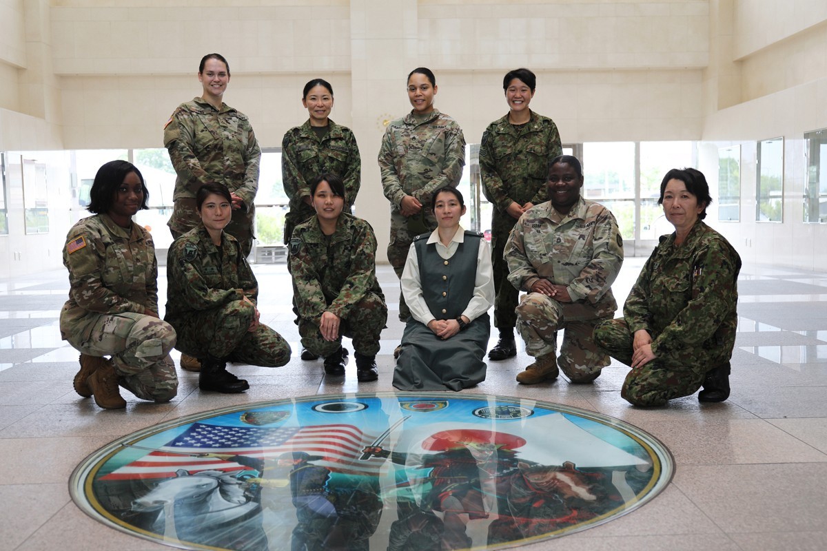 Female Soldiers Jgsdf Members On Camp Zama Share Experiences As Women In Workforce Article The United States Army