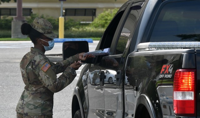 La. Guard assists at new Baton Rouge COVID-19 testing sites