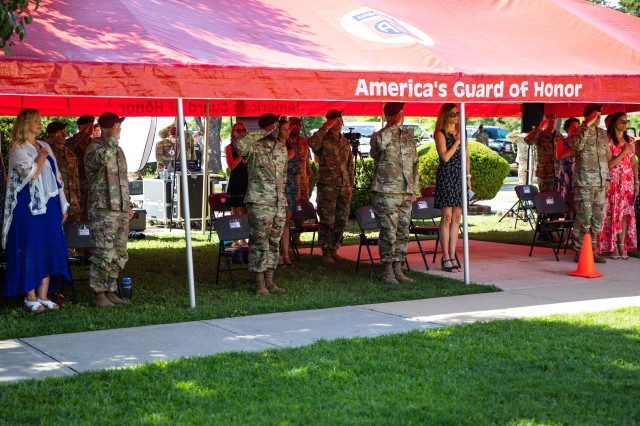 82nd Airborne Division Welcomes New Leaders In Fort Bragg Ceremony Article The United States Army - fort bragg north carolina roblox