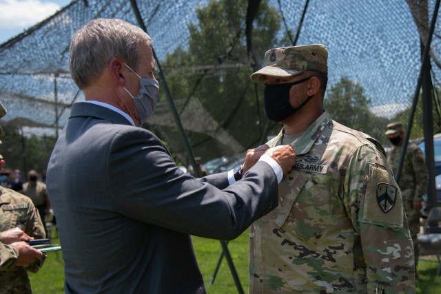 Tennessee Guardsman receives Soldier's Medal for heroism