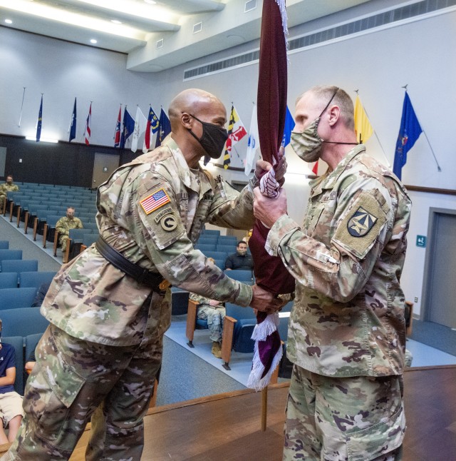 USARIEM welcomes new commander in 2020 Change of Command ceremony
