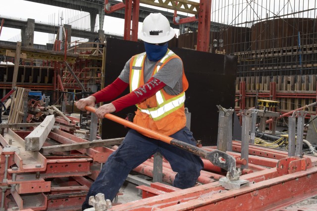A Shimmick construction worker prepares steel forms July 21, 2020 in preparation to place more concrete for a monolith. The U.S. Army Corps of Engineers Nashville District is constructing a new navigation lock as part of the Chickamauga Lock...
