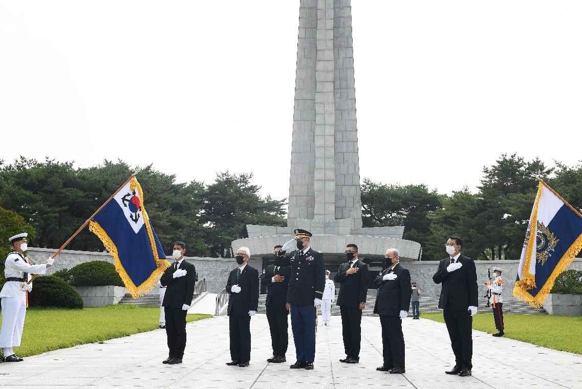 War Veterans Memorial Ceremony marks 70th anniversary of Korean Service ...