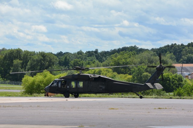 Pennsylvania Guard aquatic rescue team saves two motorists