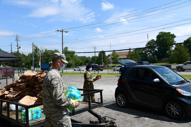 NY National Guard Soldiers and Airmen assist in storm response