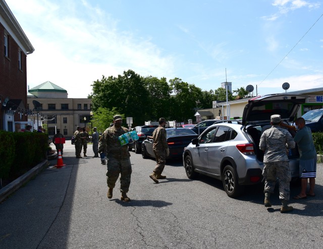 NY National Guard Soldiers and Airmen assist in storm response