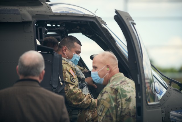 NY Army Guard aviators modernize with new high-tech aircraft