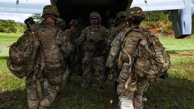 Soldiers partner with Marines for Joint Artillery Exercise