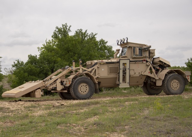 Bundled Army equipment system testing reduces cost, burdens on test units