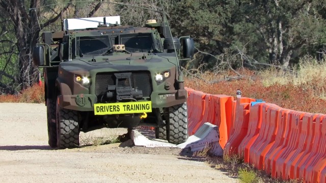 The inaugural Joint Light Tactical Vehicle Operator New Equipment Training (JLTV OPNET) course at Fort Hunter Liggett, California began August 10, 2020 with the arrival of 18 Army Reserve Soldiers from six different commands. For the Soldiers who...