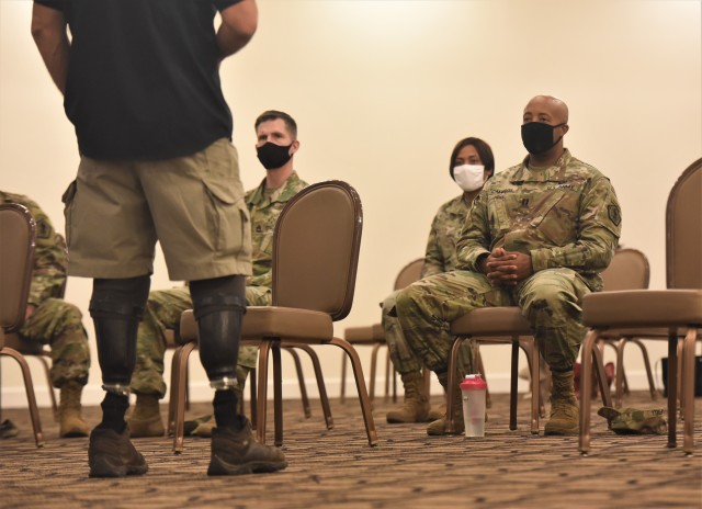 Wounded warriors encourage Fort Knox Soldiers to stay resilient in tough times