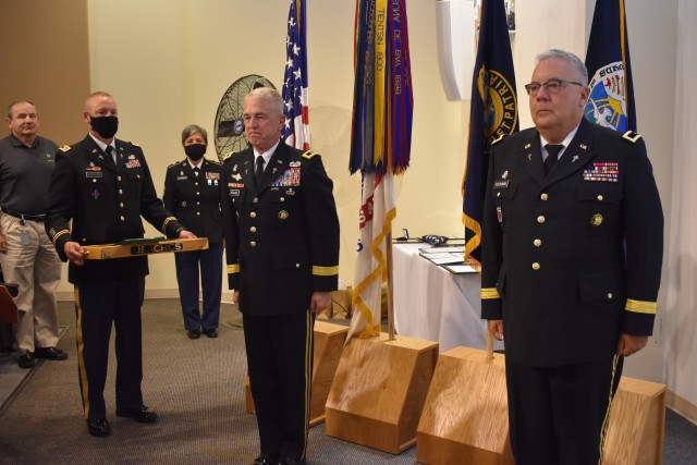 Army Chief of Chaplains, Chap. (Maj. Gen.) Thomas Solhjem presented the Distinguished Service Award to Chaplain (Brig. Gen.) Robert F. Pleczkowski for 29 years of faithful service during the retirement ceremony at The Heart and Home of the Army...