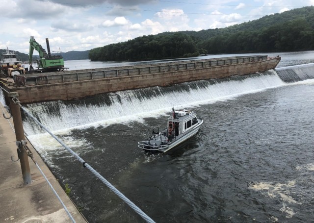 Teamwork and Innovation – Investigating Foundation Erosion on the Allegheny River