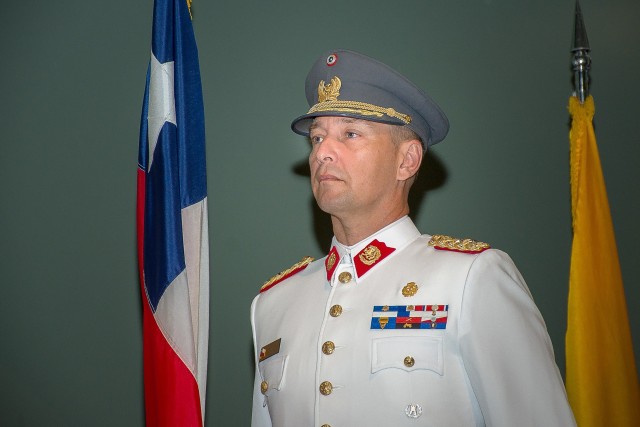 Chilean officer participates in CGSOC Flag Ceremony