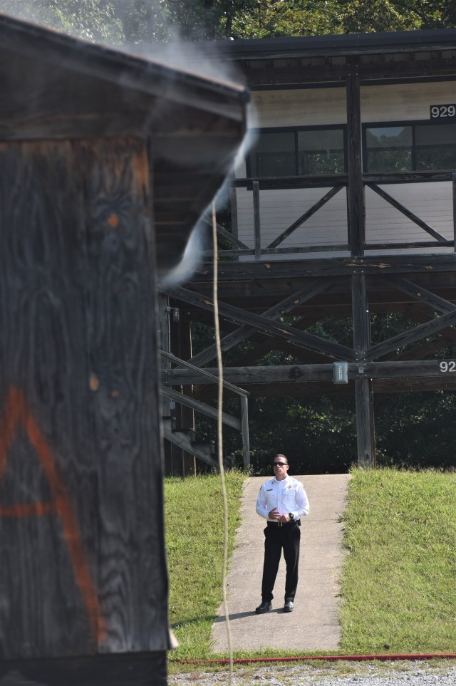 Building fire provides ‘win-win-win’ for Fort Campbell firefighters, Fort Knox, 19th Engineers