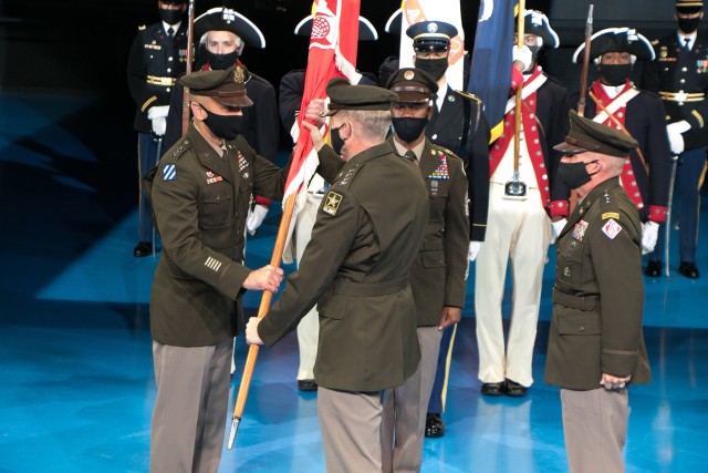 55th Chief of Engineers takes Command, outlines priorities