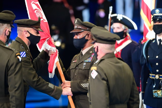 55th Chief of Engineers takes Command, outlines priorities